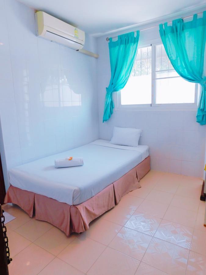 Be Fine Guesthouse Phuket Extérieur photo