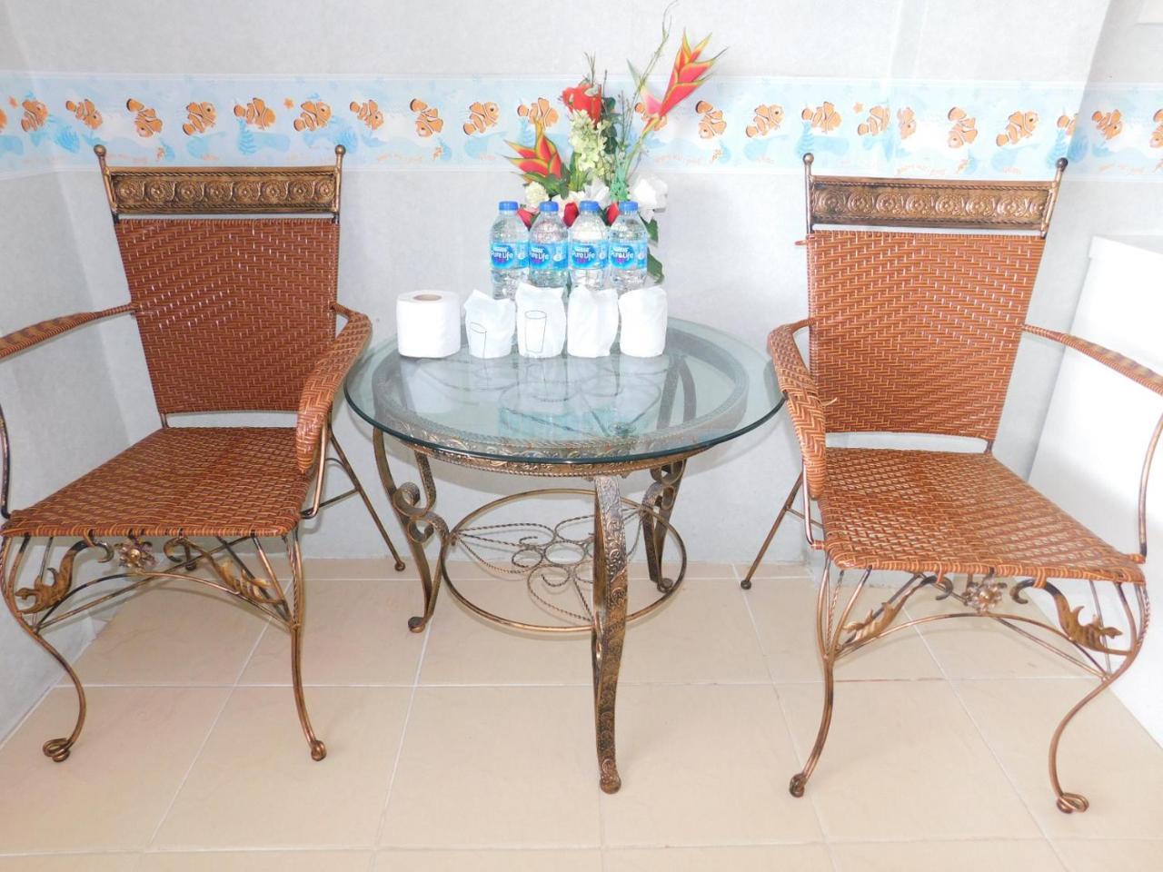 Be Fine Guesthouse Phuket Extérieur photo